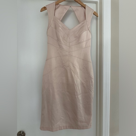 Gorgeous Blush Cream MIDI Dress Jessica Simpson - Picture 2 of 11